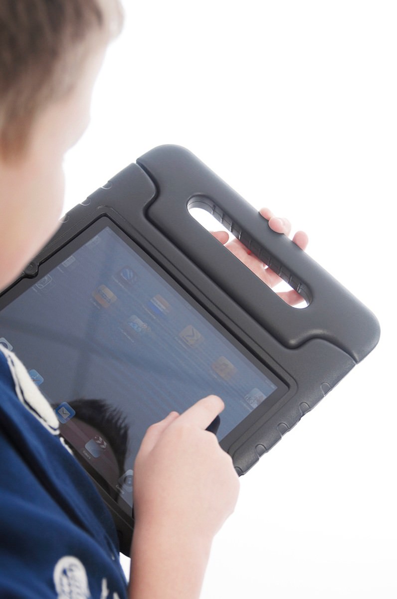 Parat KidsCover Schutzhülle schwarz für iPad 10,2'' (2019-2021) inkl. Stift und ScreenCover