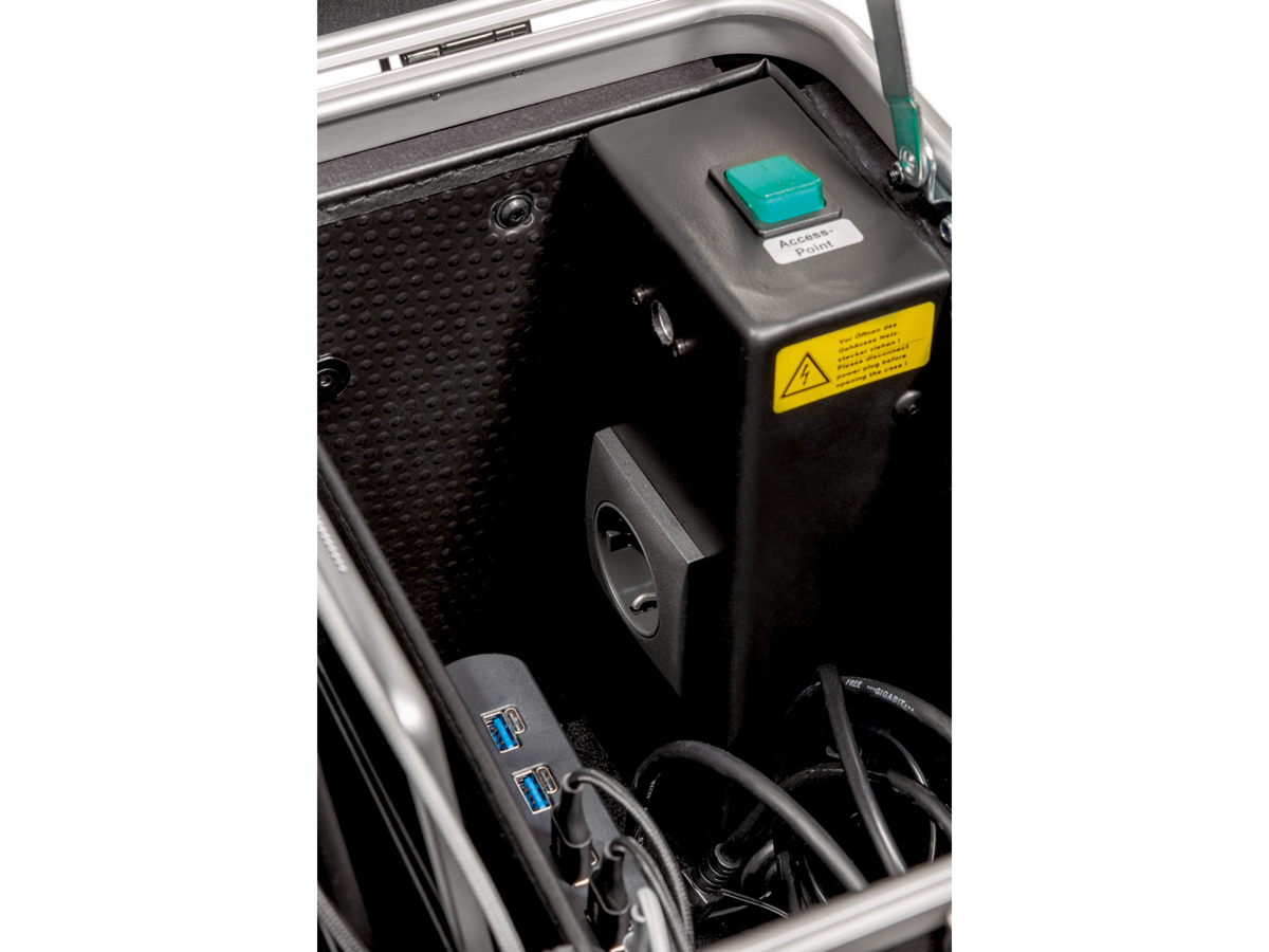 PARAPROJECT®Case TC10 Plus TwinCharge, mit USB-C, ohne Kabel, schwarz